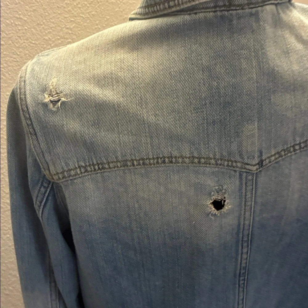Free People moon child Distressed Light Denim Jacket XS 40” chest - Picture 7 of 9